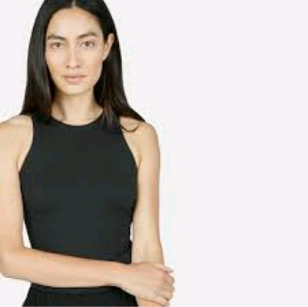 ISO Everlane E2 Stretch Tank Size M